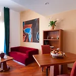 فندق Regiohotel Manfredi 4*