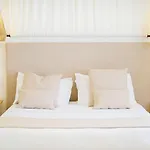 Regiohotel Manfredi فندق مانفريدونيا