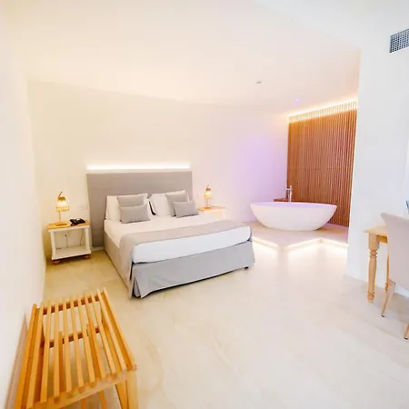 فندق Regiohotel Manfredi 4*