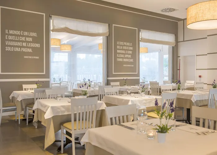 מלון Regiohotel Manfredi